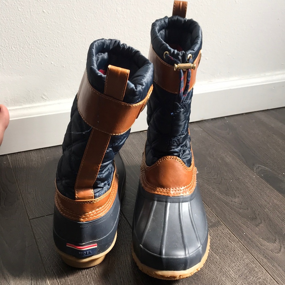 Tommy Hilfiger duck boots